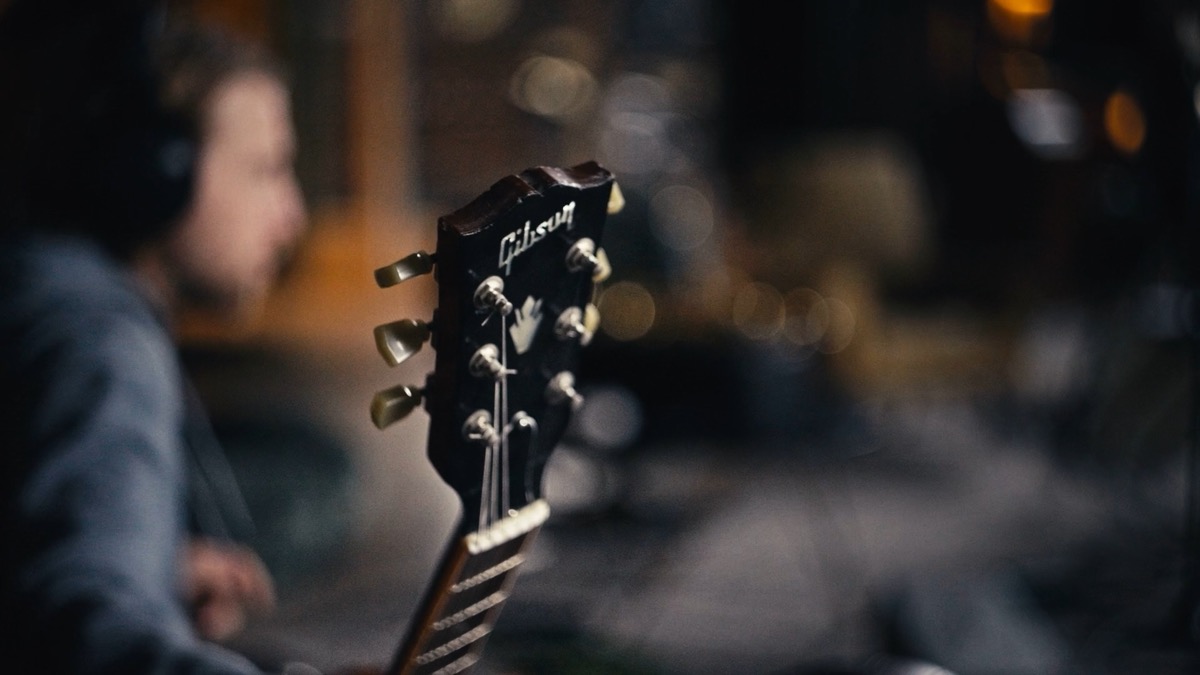 Videographer Antwerp – Take a Seat music documentary about Stavroz